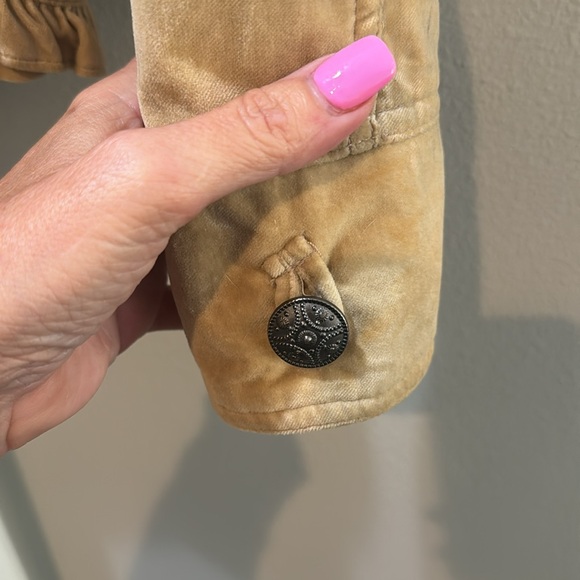 Eivissa Button Up Lace Ruffled Cropped Jacket - Picture 6 of 9